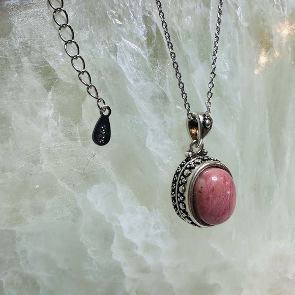Elegant Pink rhodochrosite Stone Pendant Necklace 925 sterling silver - Picture 5 of 9
